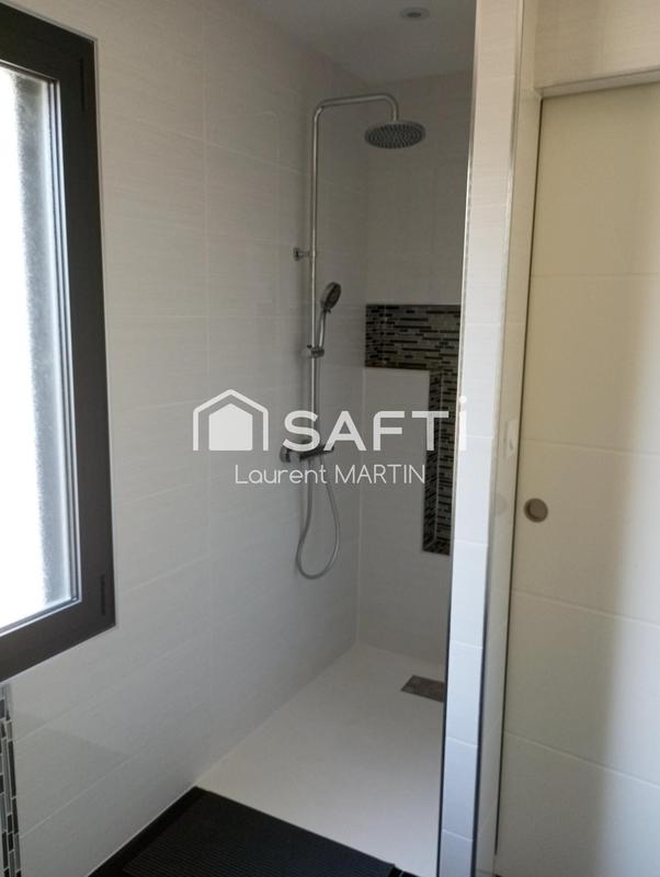 Maison - 163 m² - 8 pièces