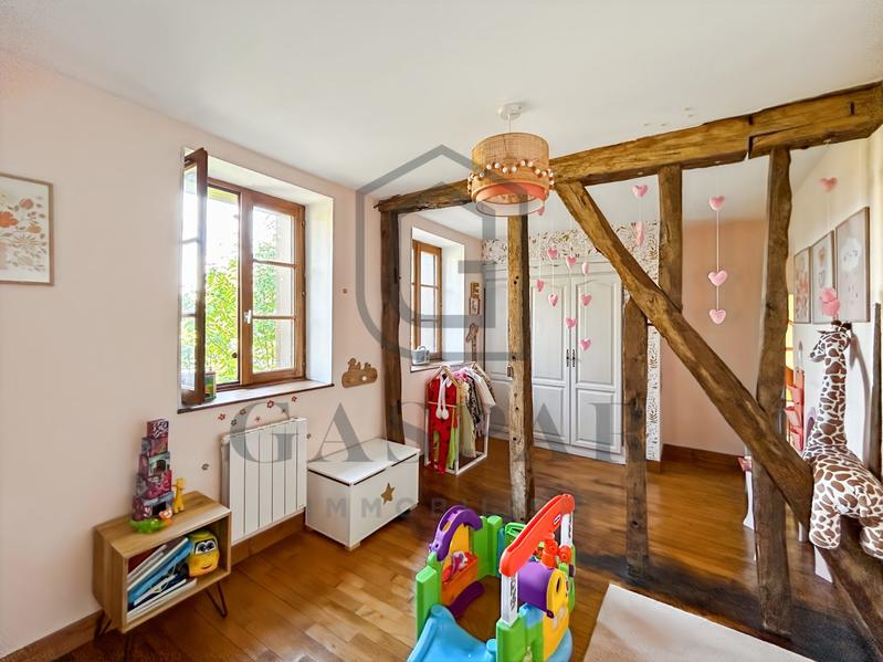 Maison ancienne - 213 m² - 9 pièces
