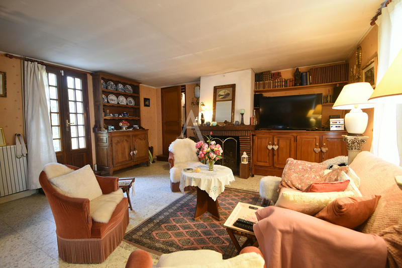 Maison - 200 m² - 8 pièces