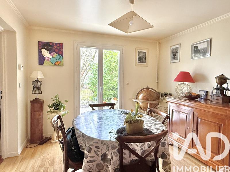 Maison - 95 m² - 5 pièces