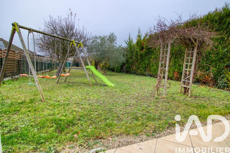 Maison - 95 m² - 5 pièces