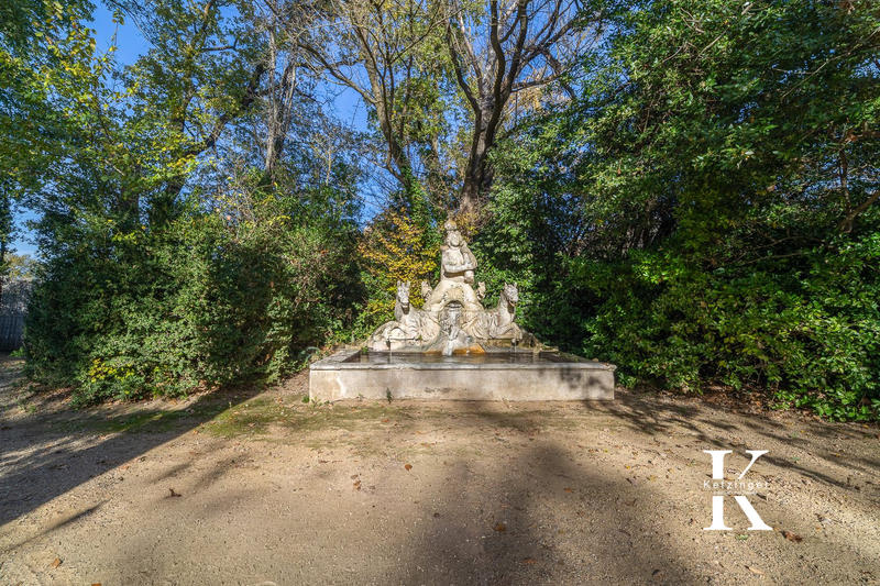 Château - 1 450 m² - 28 pièces