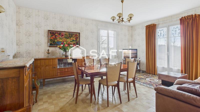 Maison - 93 m² - 4 pièces