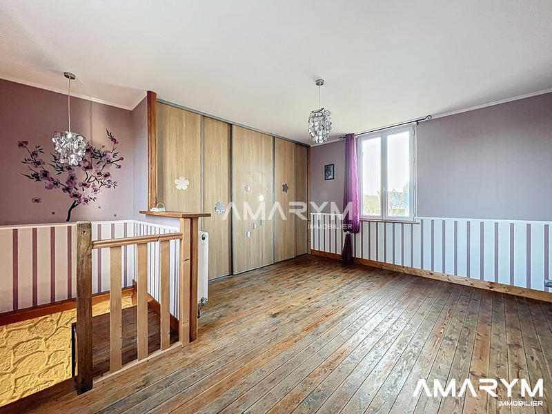 Maison - 99 m² - 4 pièces