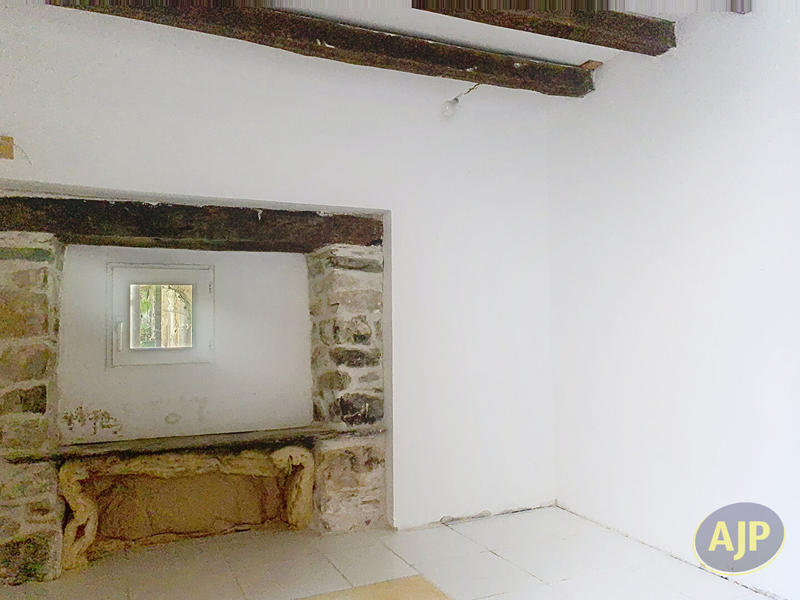 Maison - 250 m² - 7 pièces