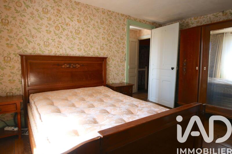 Maison - 93 m² - 4 pièces