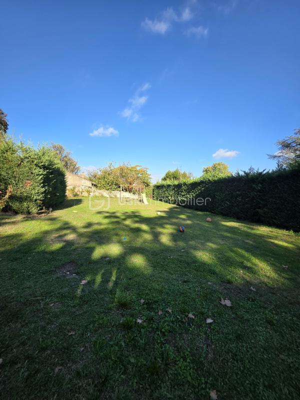 Maison en pierre - 130 m² - 5 pièces