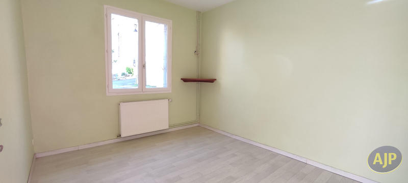 Maison - 105 m² - 4 pièces