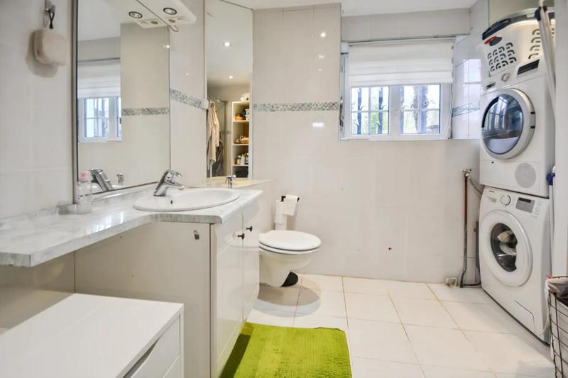 Maison - 171 m² - 6 pièces