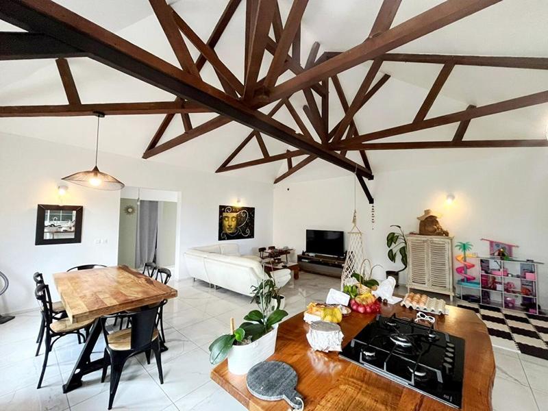 Maison - 167 m² - 5 pièces