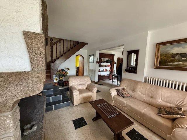 Propriété - 134 m² - 8 pièces