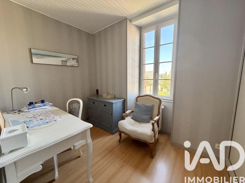 Maison - 130 m² - 8 pièces