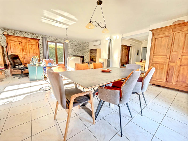 Maison - 163 m² - 6 pièces