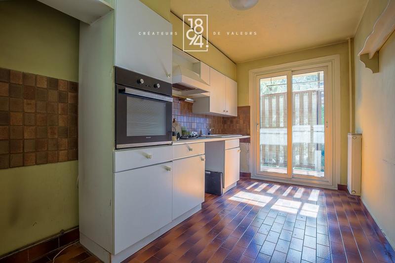 Appartement - 79 m² - 4 pièces