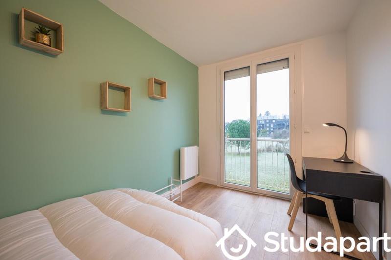 Chambre - 10 m² - 1 pièce