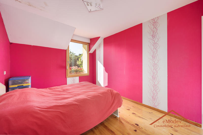 Maison - 200 m² - 5 pièces