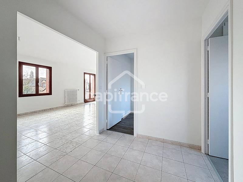 Appartement - 101 m² - 4 pièces