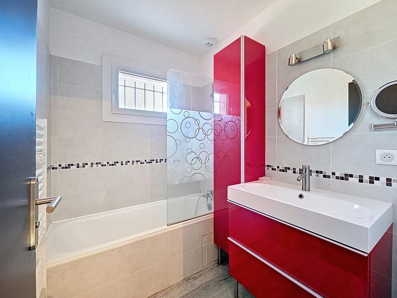 Maison - 153 m² - 6 pièces