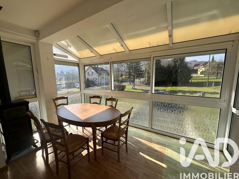 Maison - 121 m² - 6 pièces