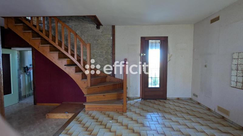 Maison - 96 m² - 5 pièces