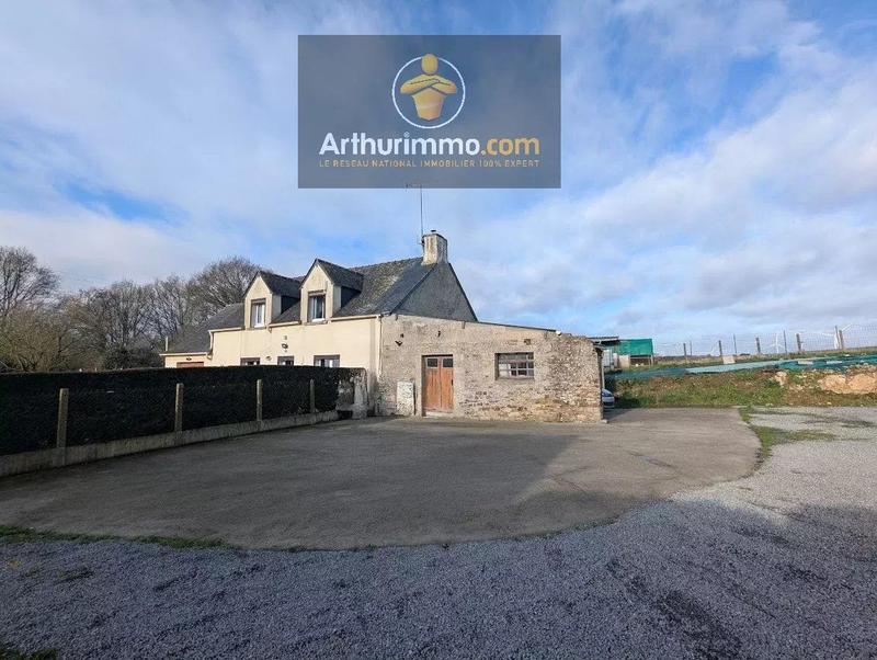 Maison - 93 m² - 4 pièces