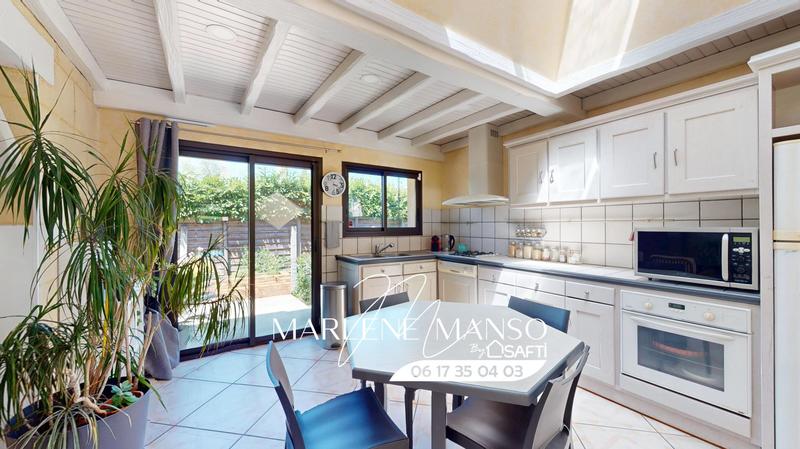 Maison - 139 m² - 5 pièces