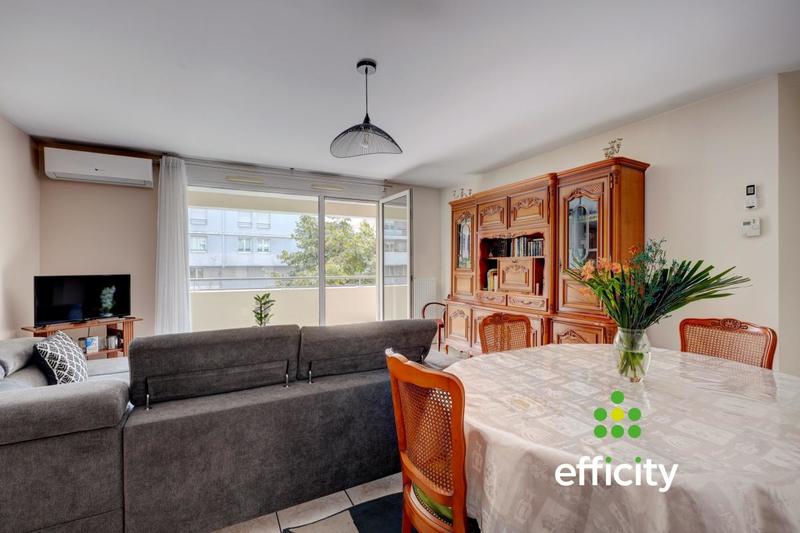 Appartement - 88 m² - 4 pièces