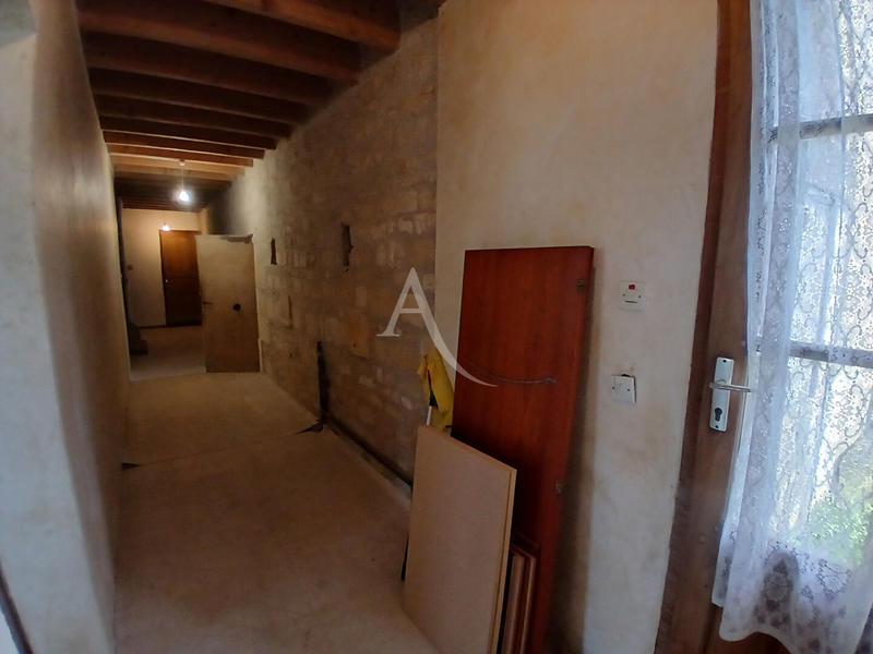 Maison - 210 m² - 6 pièces