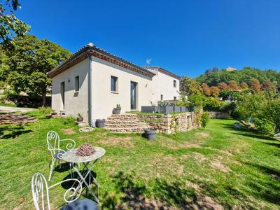 Maison de campagne - 134 m² - 4 pièces