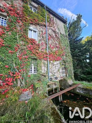 Maison - 217 m² - 8 pièces