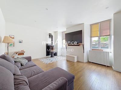 Maison - 136 m² - 6 pièces