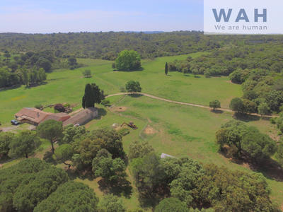 Propriété - 168 m² - 4 pièces