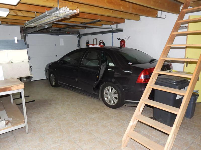 Maison - 182 m² - 6 pièces