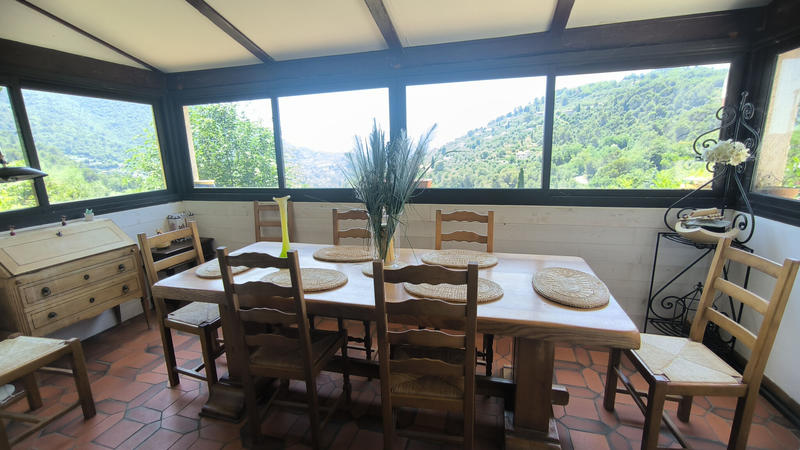 Villa - 90 m² - 4 pièces