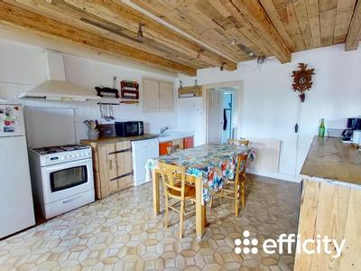 Maison - 170 m² - 7 pièces