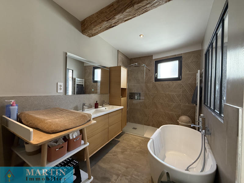 Maison de village - 180 m² - 4 pièces