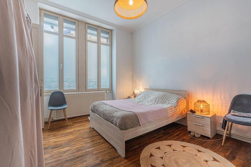 Appartement - 82 m² - 3 pièces