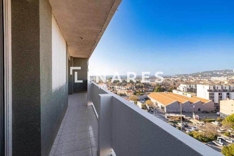 Appartement - 95 m² - 3 pièces