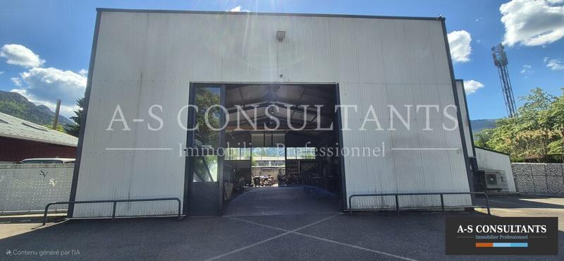 Local d'activité / Entrepôt - 440 m²