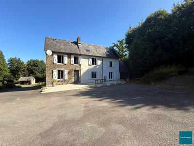 Maison - 184 m² - 8 pièces