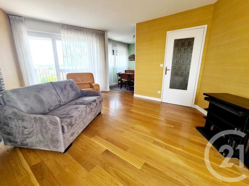 Appartement - 75 m² - 4 pièces