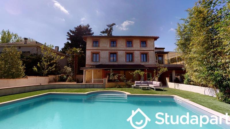 Chambre - 12 m² - 1 pièce