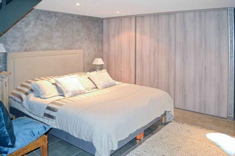 Appartement - 216 m² - 7 pièces