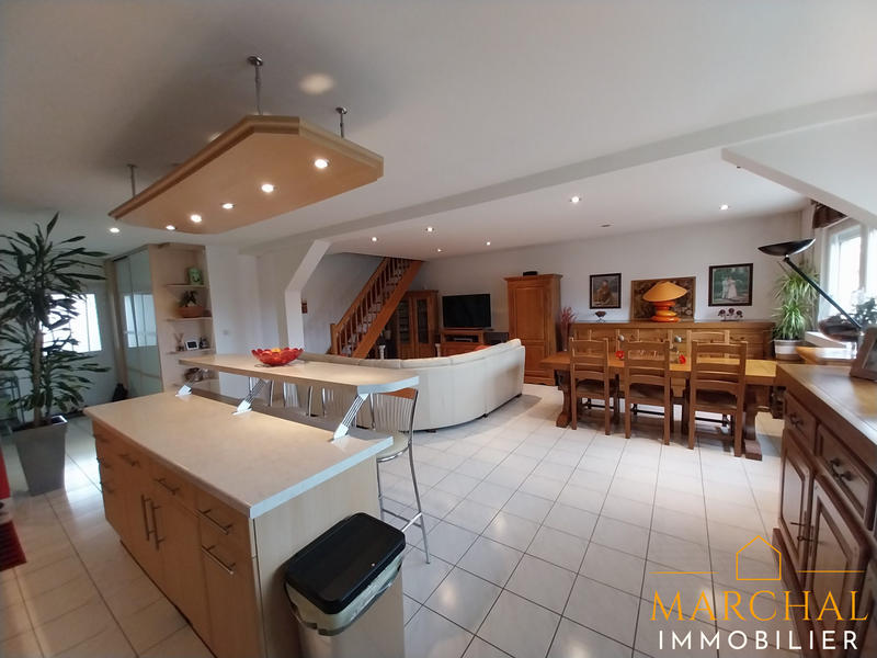 Appartement - 130 m² - 5 pièces