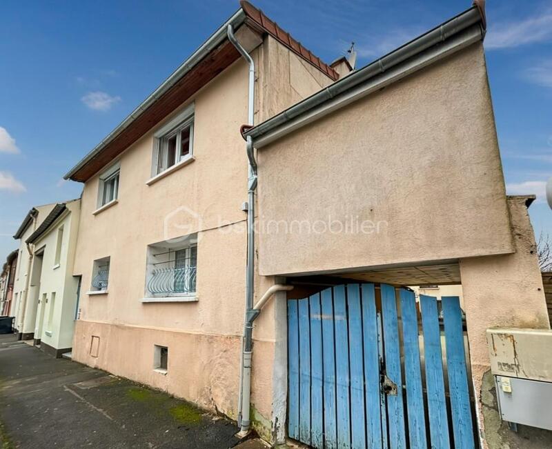 Maison de ville - 90 m² - 5 pièces