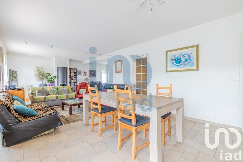 Maison - 172 m² - 9 pièces