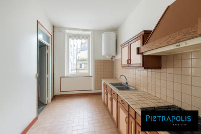 Appartement - 64 m² - 3 pièces