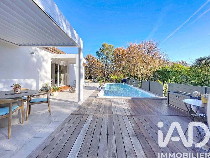 Maison - 125 m² - 4 pièces