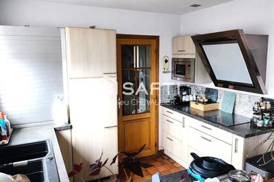 Maison - 163 m² - 8 pièces