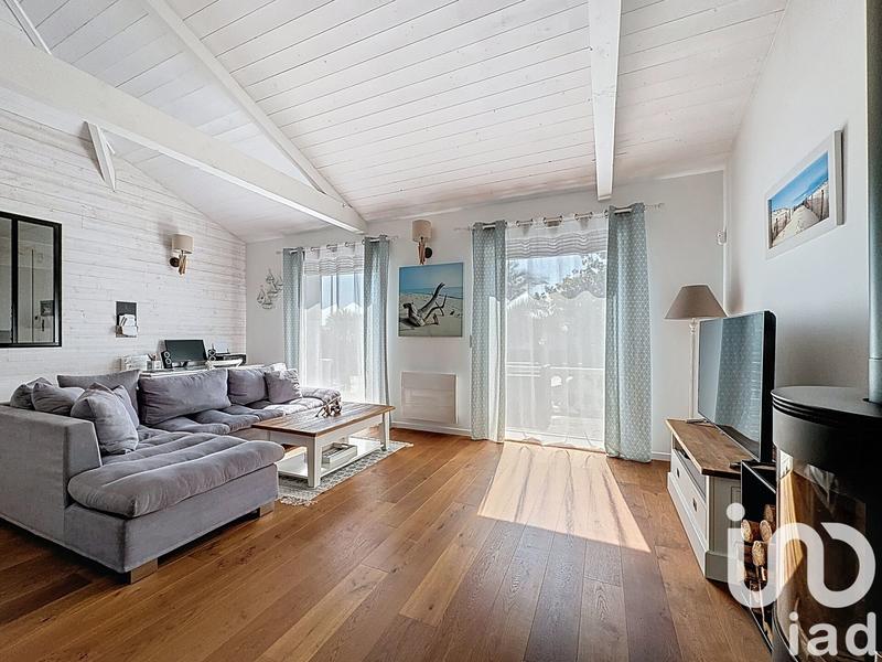 Maison - 185 m² - 8 pièces